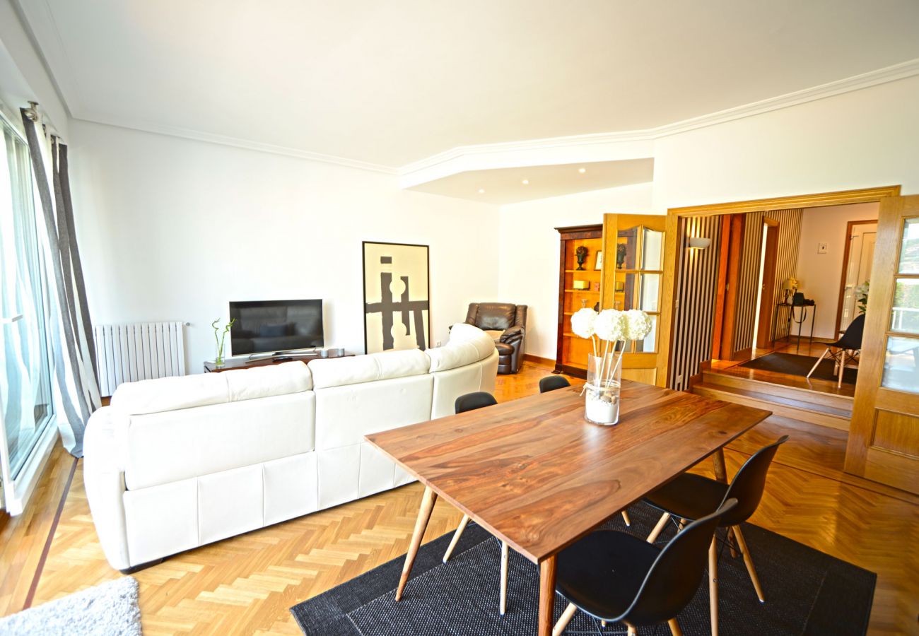 Townhouse in San Sebastián - Go Donosti Villa Berio