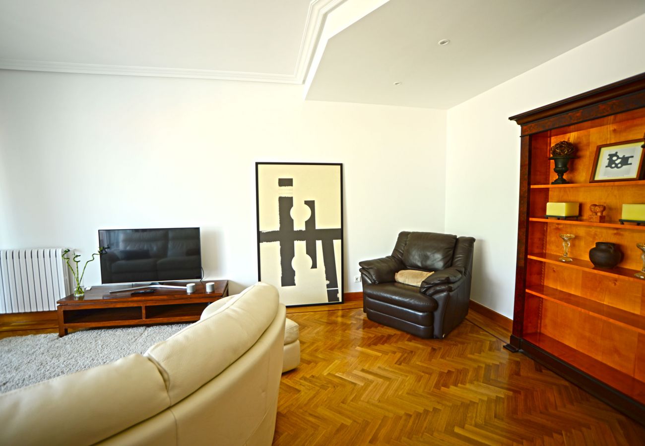 Townhouse in San Sebastián - Go Donosti Villa Berio