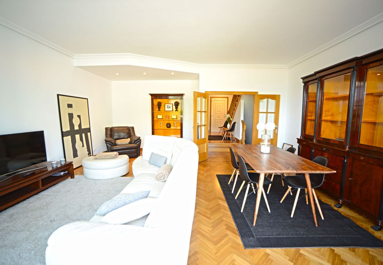 Townhouse in San Sebastián - Go Donosti Villa Berio